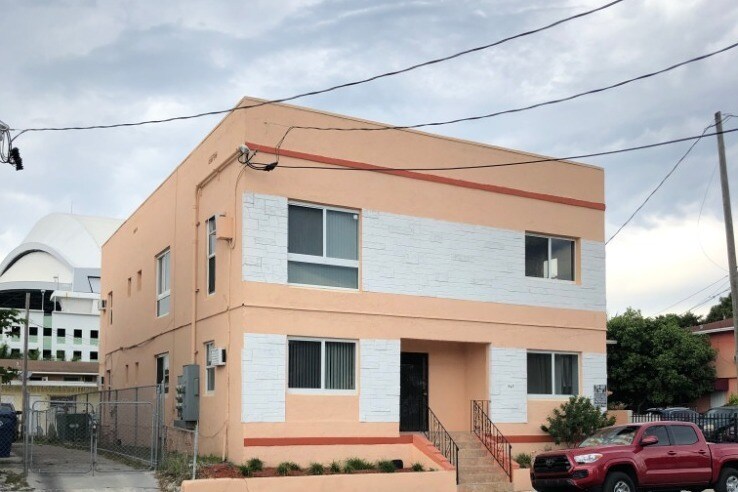 Photo - 1569 NW 2nd St Unit #3