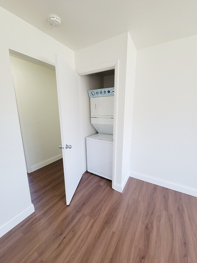 Meadowood Apartments