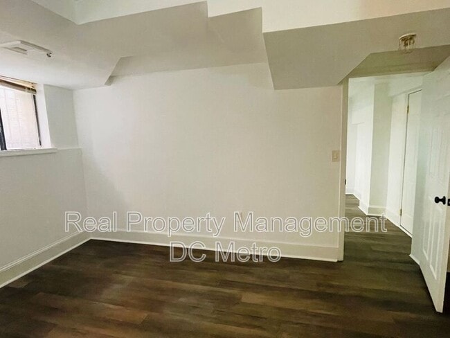 Photo - 815 Maryland Ave NE Unit #1