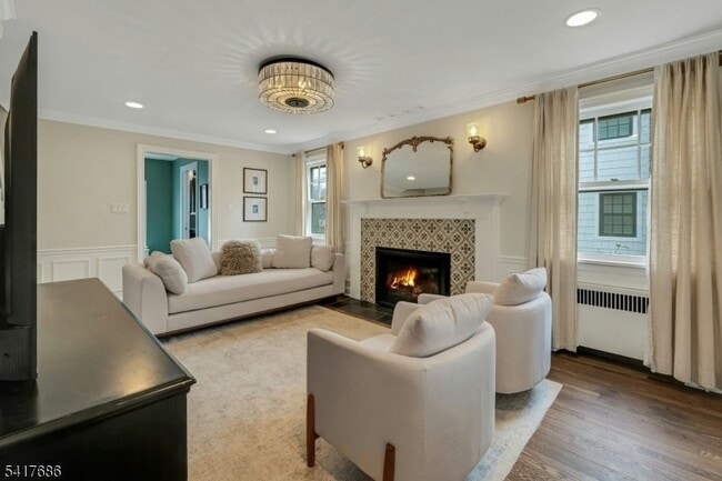 Photo - 21 Ridgedale Ave