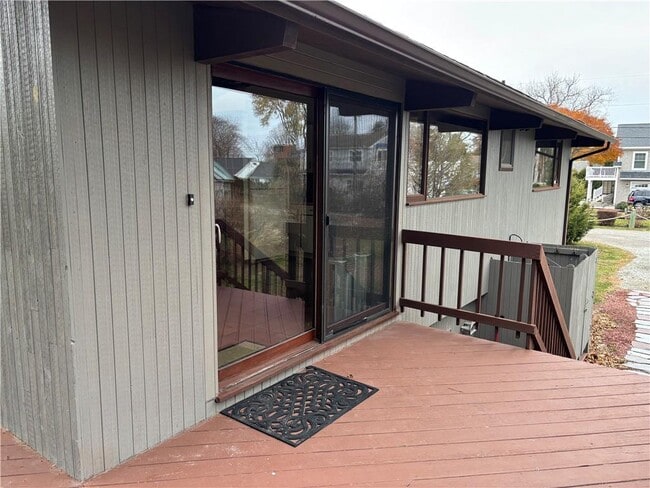 Photo - 278 Charlestown Beach Rd