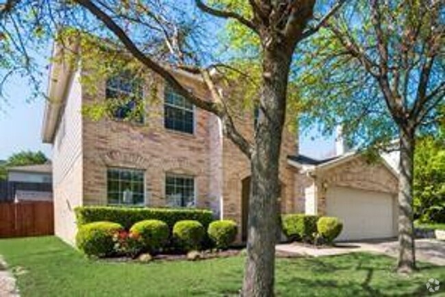 Building Photo - Spacious Family Home with Room to Grow