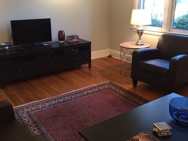 Photo - 2126 Chesterfield Ave