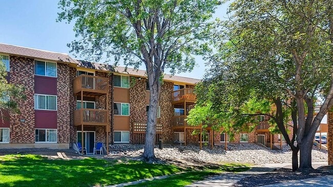 wh_pikesplace_exterior4_1200x675 - Pikes Place on San Miguel