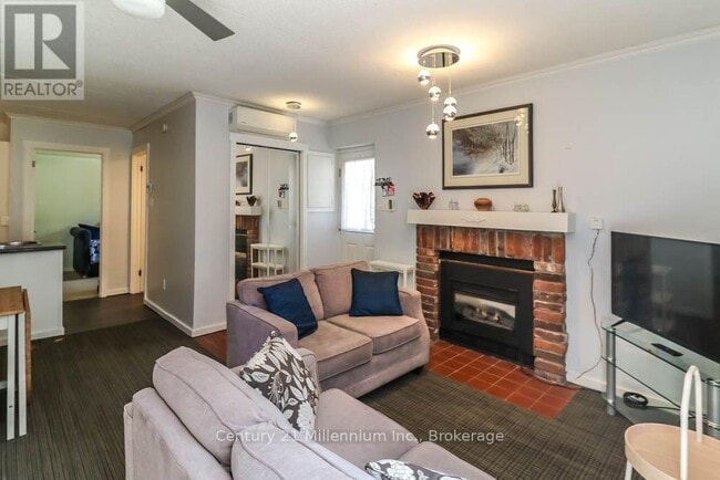Photo - 15 Dawson Dr
