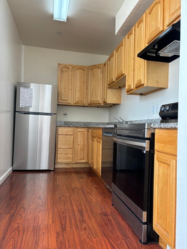 kitchen - 2445 Telegraph Ave (Oakland, CA)