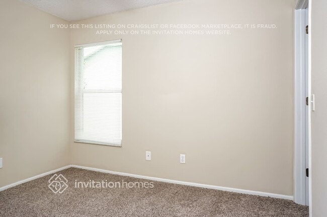Photo - 4841 14th Ave E