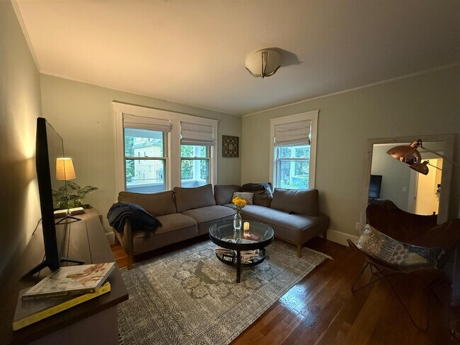 Photo - 17 Milton St Unit 2