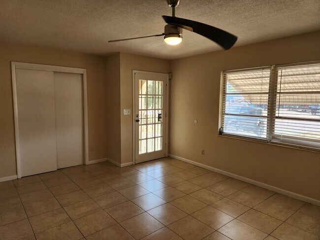 Photo - Cozy Home in Lehigh