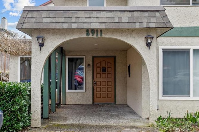 Photo - 8911 Holly Dr Unit 210