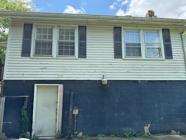 Photo - 106 1/2 4th Ave