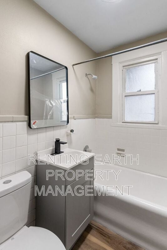 Photo - 8212 Toddy Ave