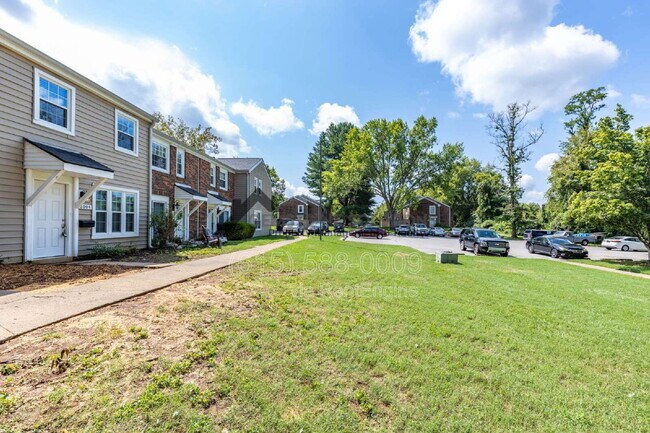 Photo - 2004 Granville Rd