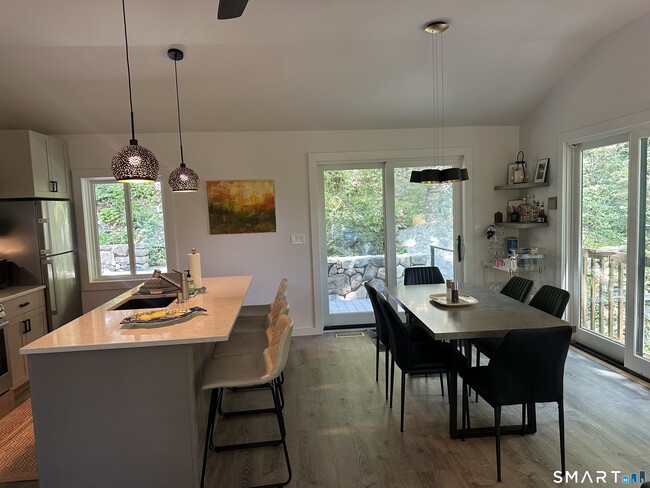 9 Orchard Beach Rd