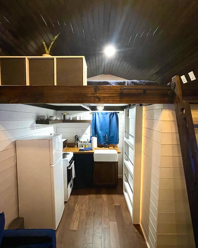 Photo - 3826 Marianna Rd Unidad Tiny house