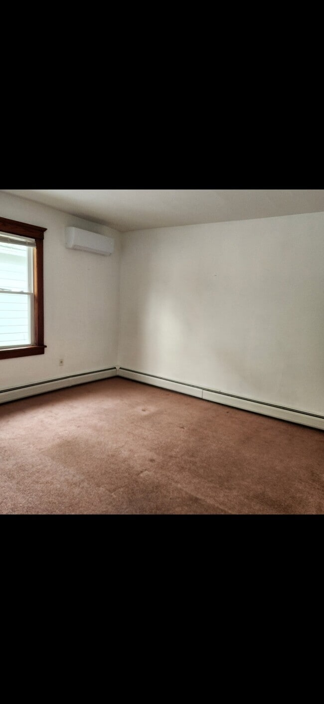 Photo - 368 Winola Ave