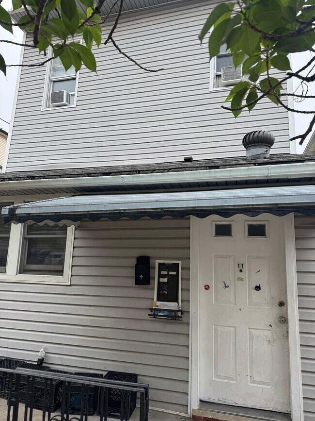 Photo - 11 Bryant Ave Unit 2