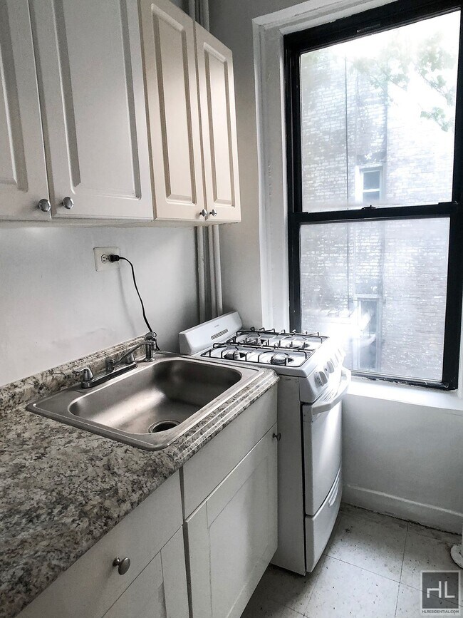 Photo - East 58TH ST Unit A12