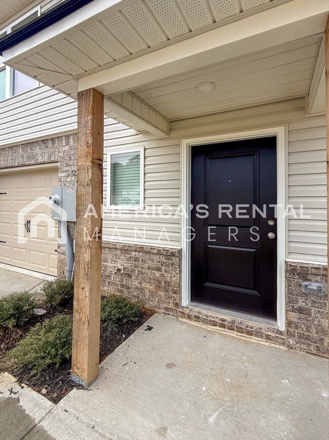 Photo - Home for rent in Lincoln! Available to View Now!!!
