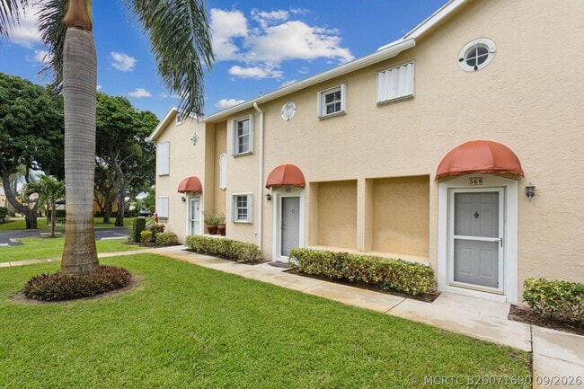 Photo - 368 Waterside Dr