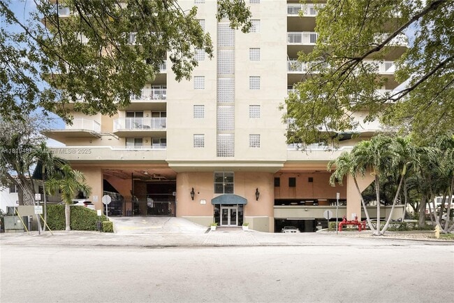 Photo - 1650 Coral Wy Condo Unit PH-9