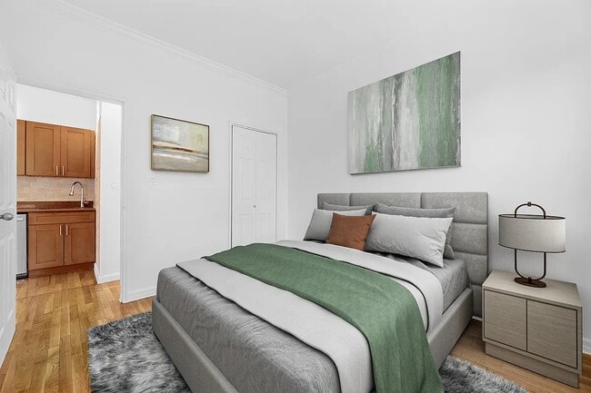 Photo - 69 1/2 Morton Street Unit 3F