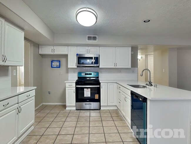 Photo - 8416 La Paloma Ct