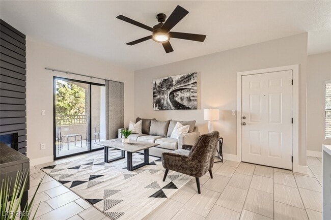 Building Photo - 8250 N Grand Canyon Dr Unit 2051