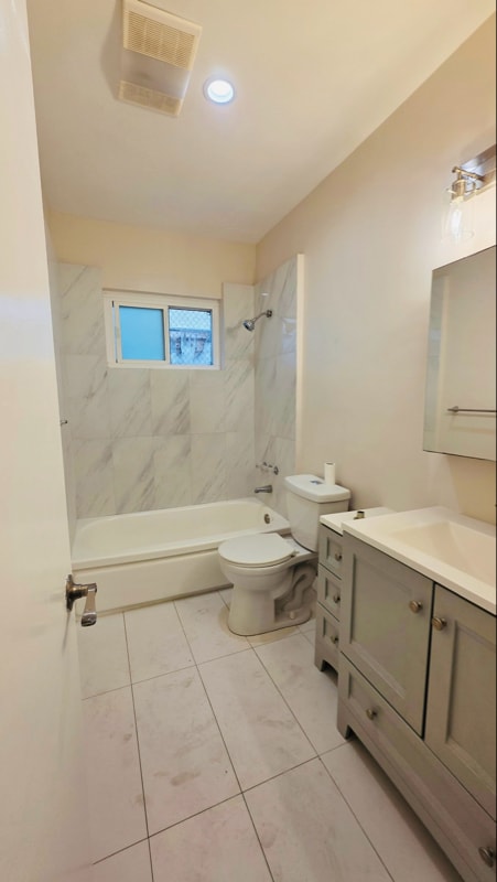 Photo - 138 N Belmont St Unit 2