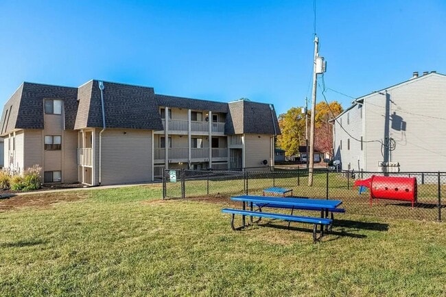 5231 SW 15th Ct Unit 5231-2