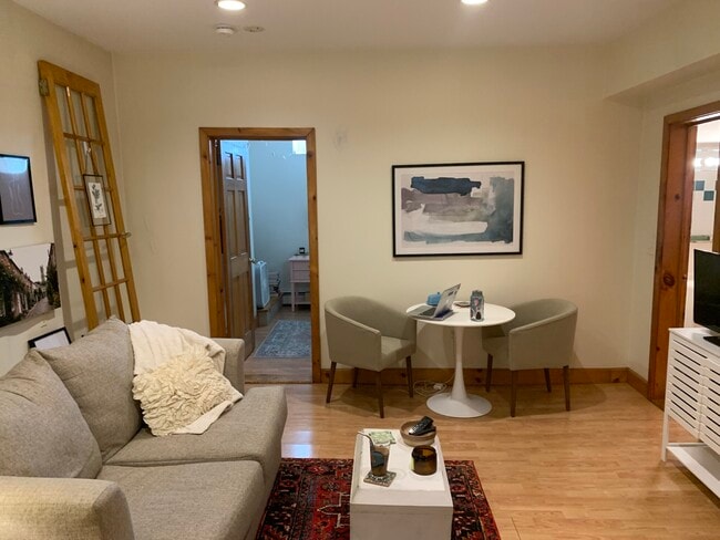 Photo - 23 Aberdeen St Unit 2D