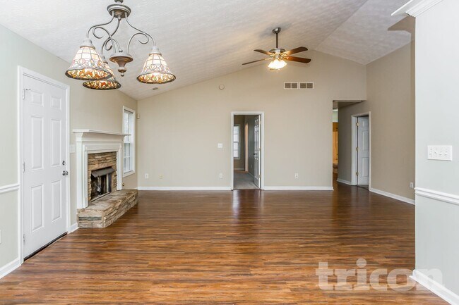 Photo - 255 Butler Bridge Cir