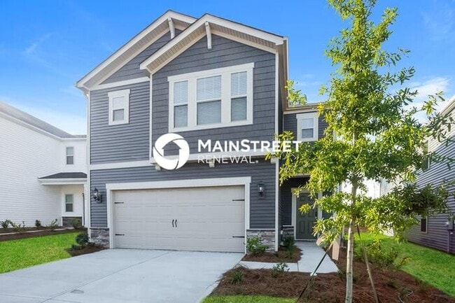 Photo - 3 Bedroom Pet-Friendly Home in Charlotte, ...
