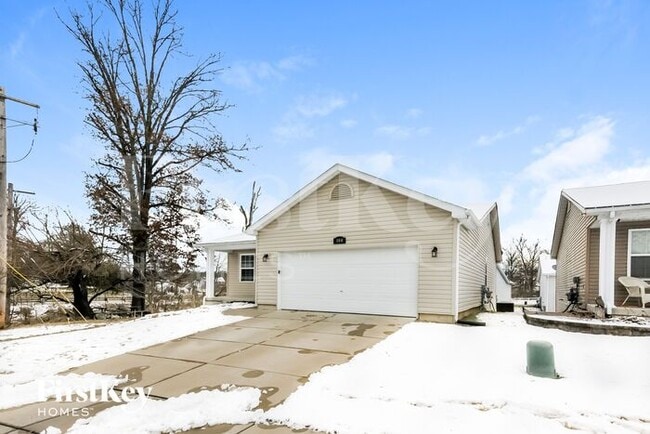 Building Photo - 100 Eisenhower Dr Rental