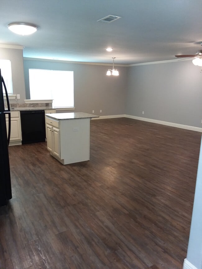 4076 W Santa Maria Ln Unidad Charming 3 Bed 3.5 Bath T
