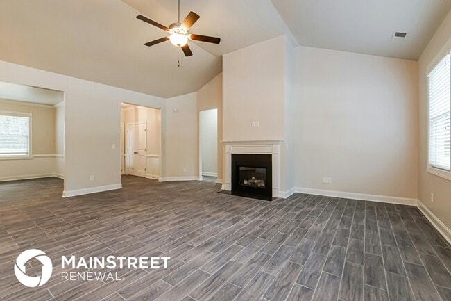 Photo - 118 Grey Hawk Dr