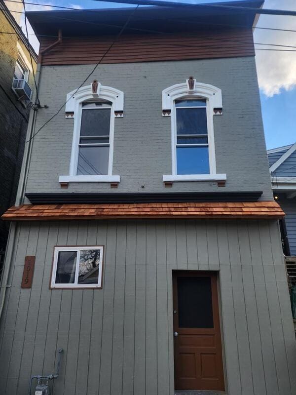 Building Photo - 1019 John St Rental
