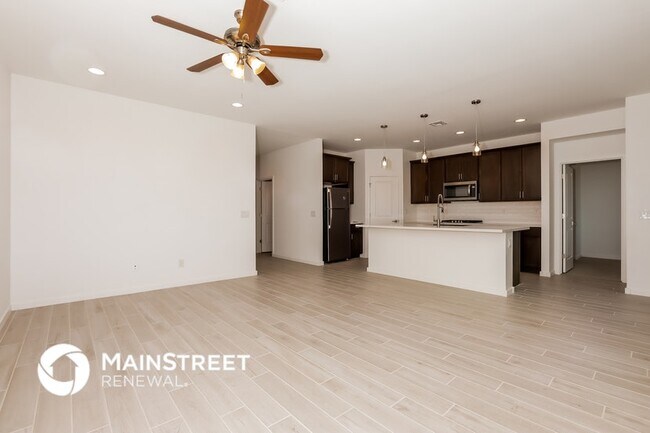 Photo - 4402 Greenleaf Dr