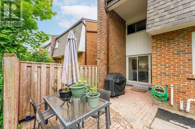 Photo - 103 Dovedale Dr