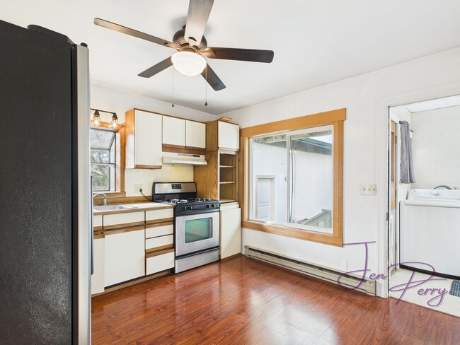 Photo - Two Bedroom One Bath House for Rent in Everson with Detached Garage