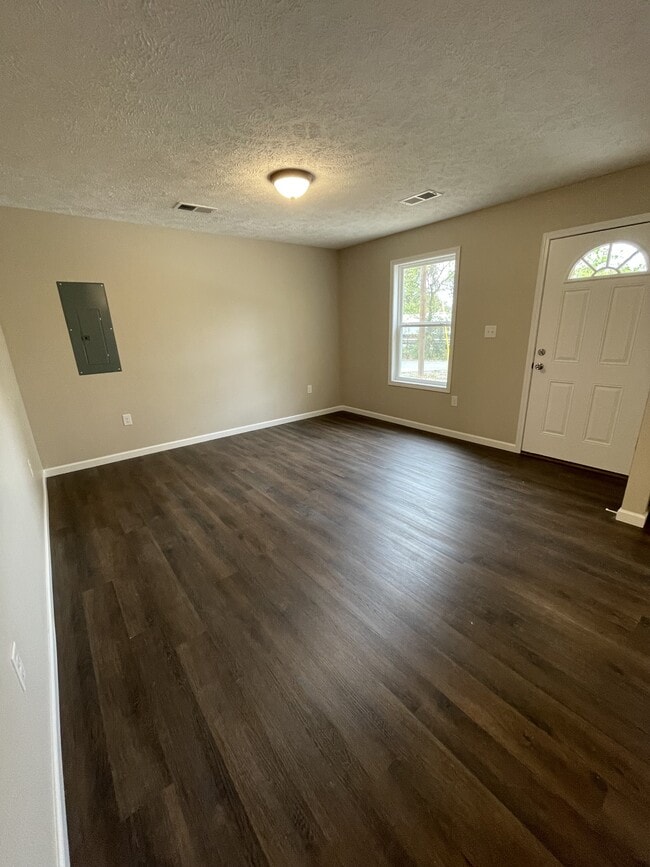 Photo - 1340 Cumberland St