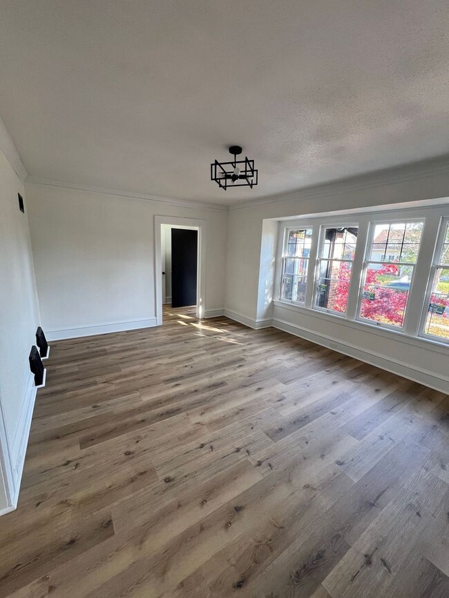 Photo - Brand new fully renovated 5 Bedroom Single...