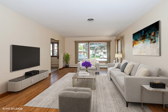 Photo - 10012 S Komensky Ave