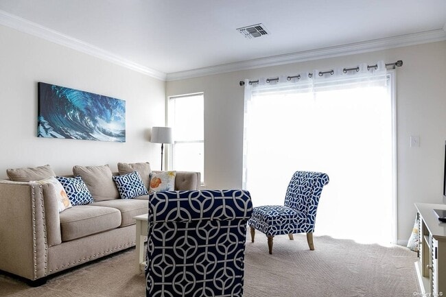 Photo - 6508 Ocean Ave N