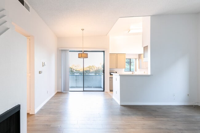 Building Photo - 2584 S Centinela Ave Unit 7