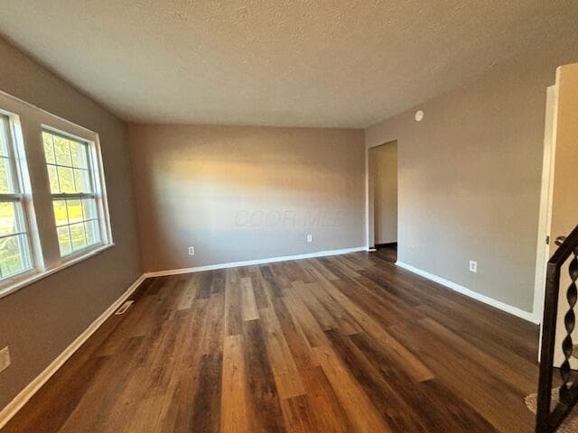 Photo - 493 Barnett Rd