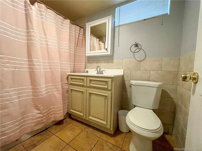 Photo - 19 Laurel St Unit 1B