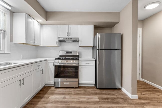 Building Photo - 305 N Elizabeth St Unit 1