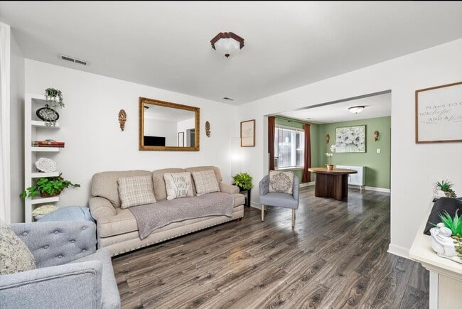 Photo - 1322 S 51st Ave