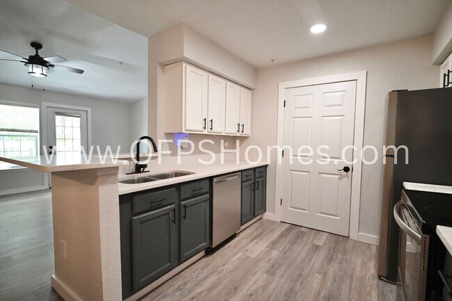 Photo - Charming 1-Bedroom Condo in Prime Destin L...